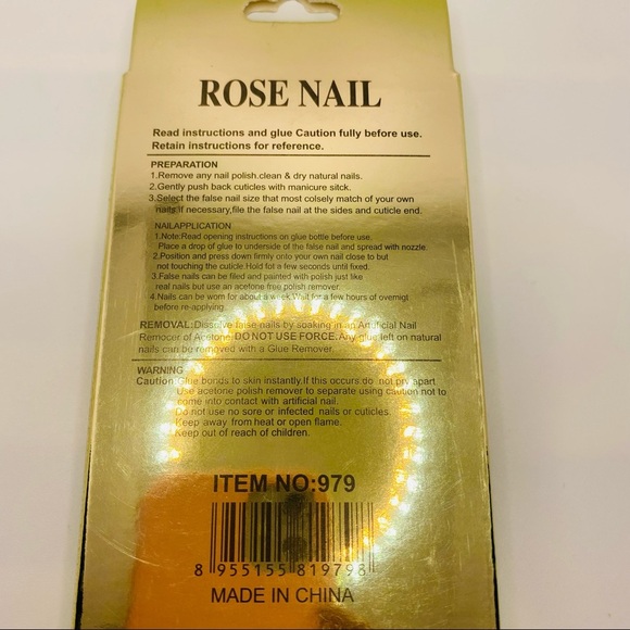 Nails Teal blue with White Stars 12 Piece Set Comes with Glue. Brilliant - Picture 5 of 7